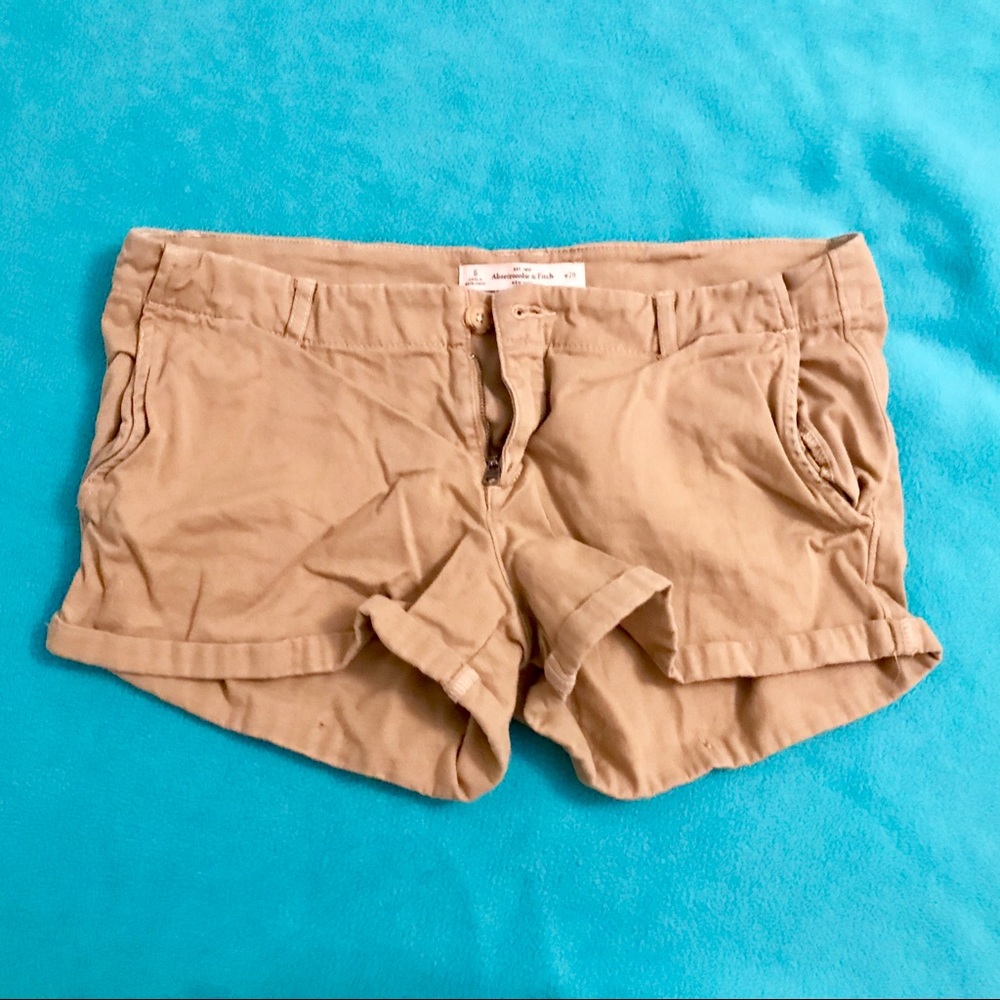 Abercrombie & Fitch Khaki / Tan Shorts Size 6